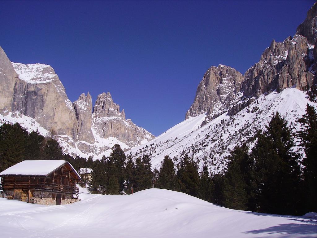 Rifugio Gardeccia Hutte Hotel Pozza di Fassa Kültér fotó